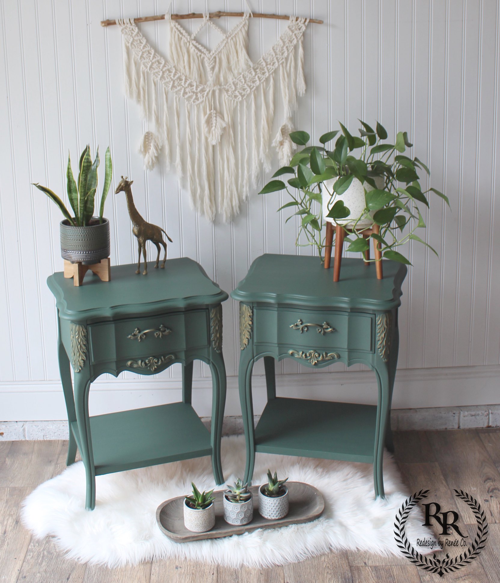 Decorative Tables in Hollow Hill with Gold Wax