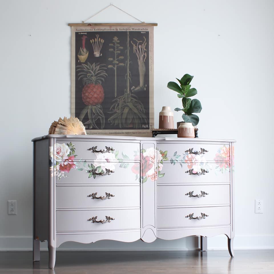 Curved Front Dresser in Lazy Linen