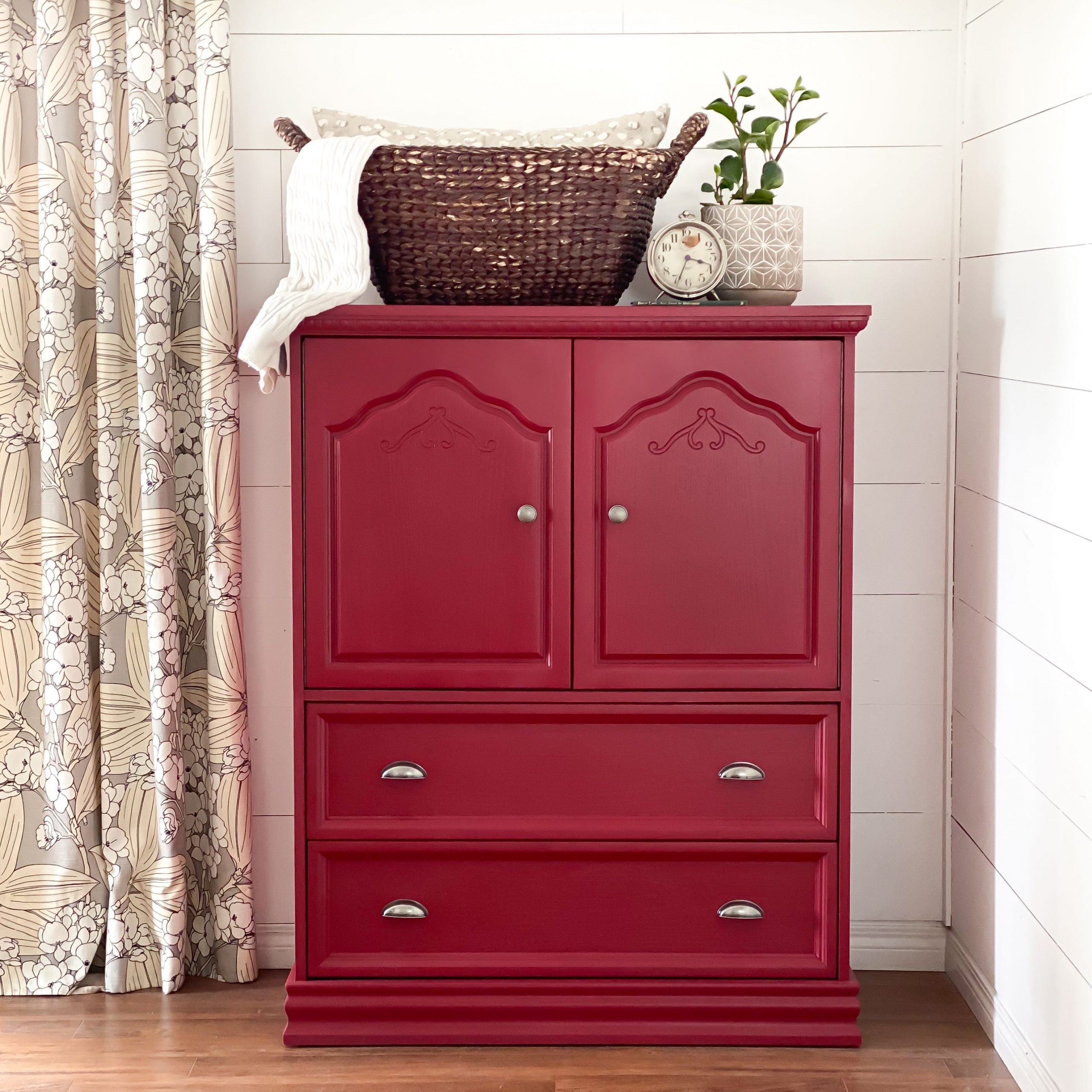 Armoire in Cranberry Sauce