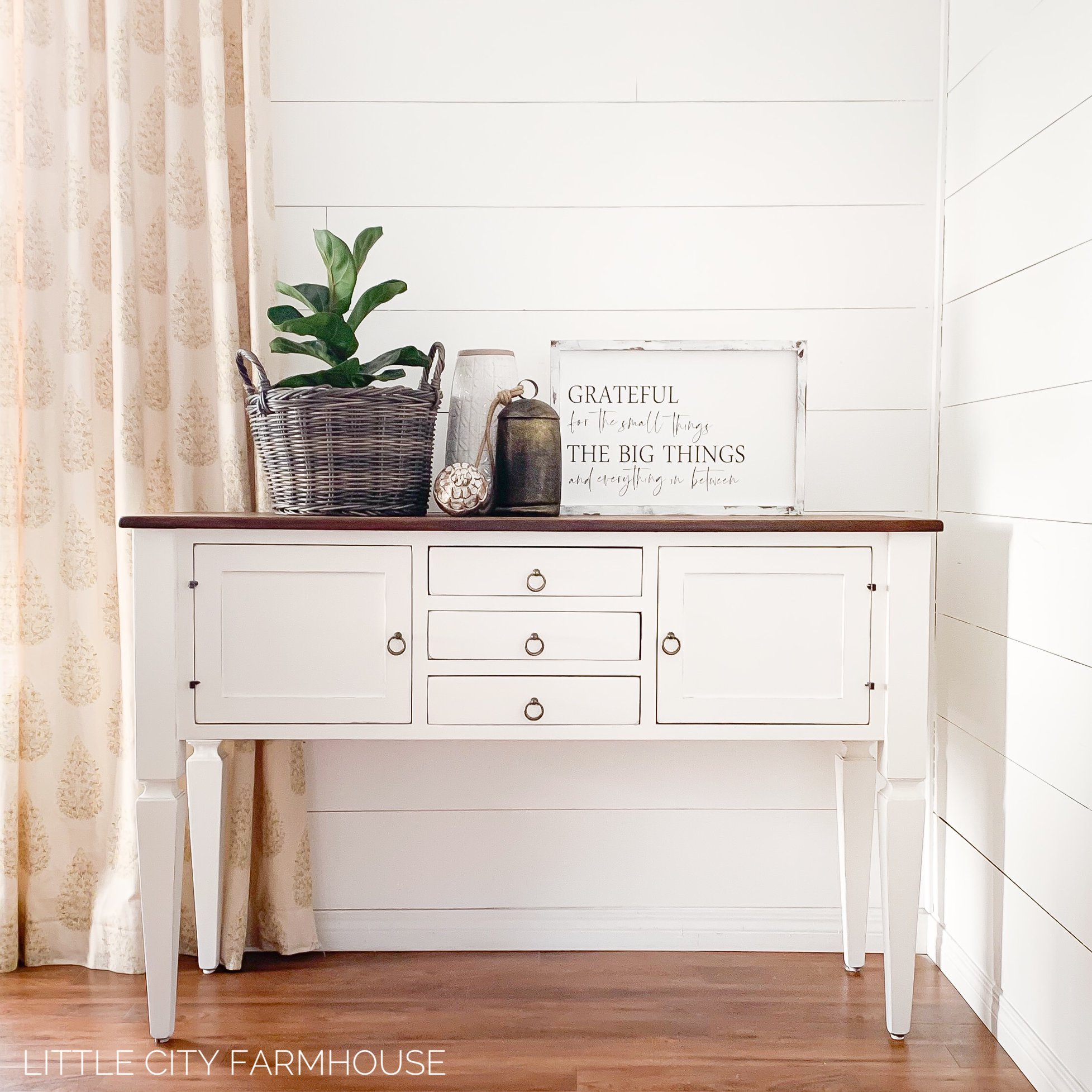 Vintage Buffet in Crinoline