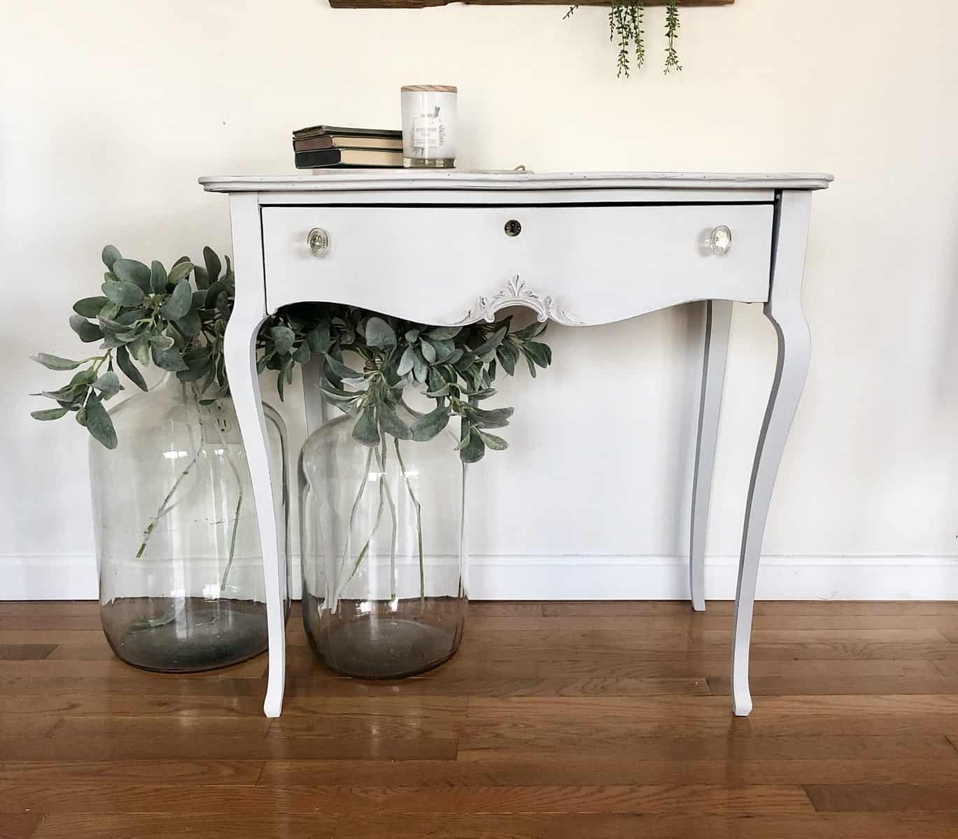 light grey painted curvey desk - painted with eco-friendly furniure paint