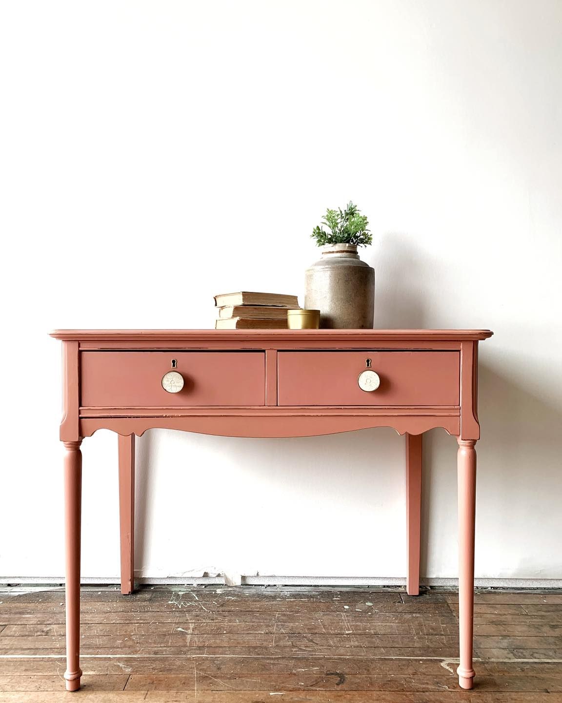 Petite Desk in Peachy Keen